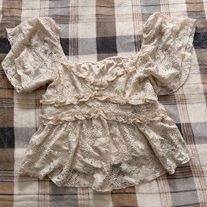 Chic Lace Beige Women's Blouse